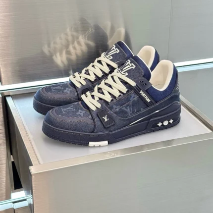 LOUIS VUITTON Trainer Sneakers