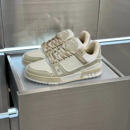 LOUIS VUITTON Trainer Sneakers