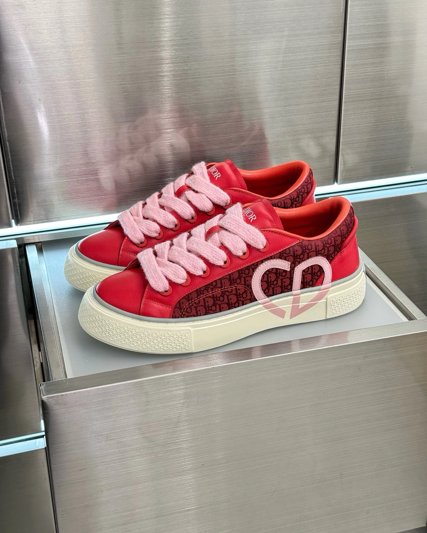 652829F2-14BB-45C2-BEA3-E99FB7601F20