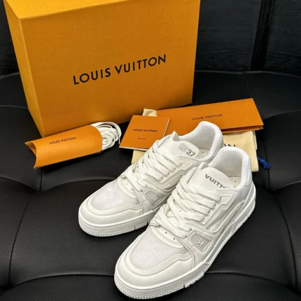 LOUIS VUITTON Trainer Sneakers