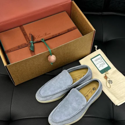 Loropiana Moccasin shoes