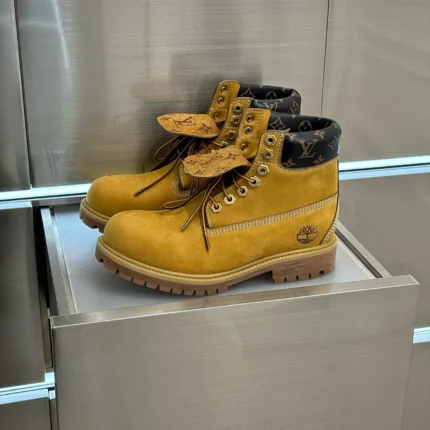LOUIS VUITTON x Timberland