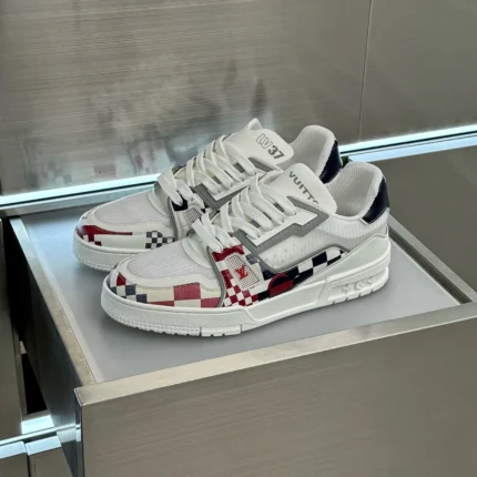 LOUIS VUITTON Trainer Sneakers