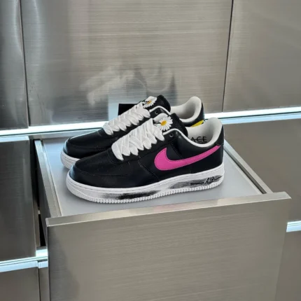 NIKE x PEACEMINUSONE G DROGAN、