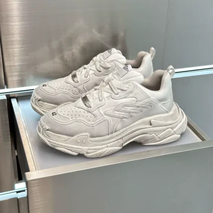 Balenciaga Triples Sporty