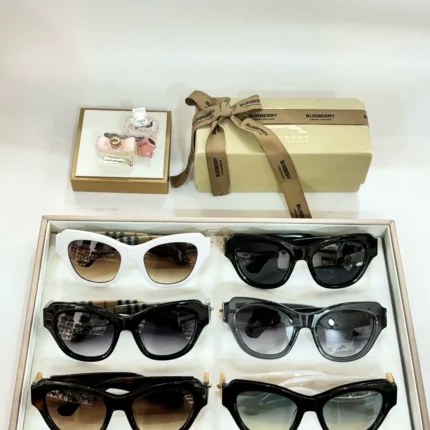 Burberry Glasses BE4423
