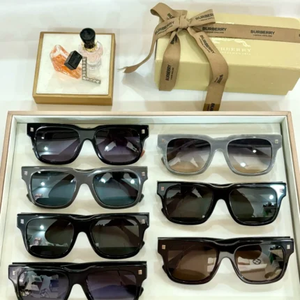Burberry Glasses BE4394