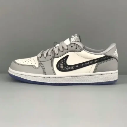 Air Jordan Low x DIOR