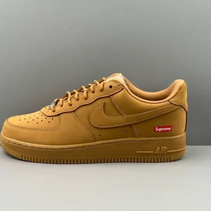 Supreme x NIKE Air Force 1