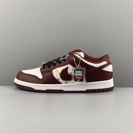 NIKE SB Dunk Low x Supreme